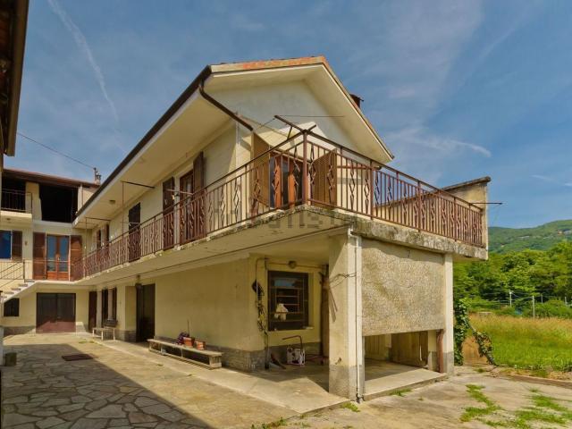 Villetta indipendente in vendita di 187 m² in Via Villanova, 23