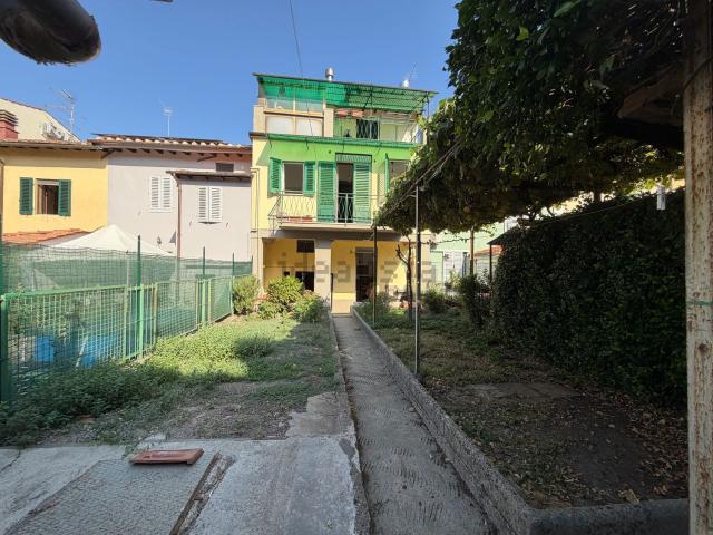 Villetta indipendente in vendita di 187 m² in Viale della Repubblica