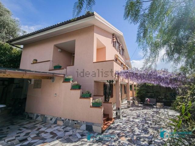 Villetta indipendente in vendita di 188 m²