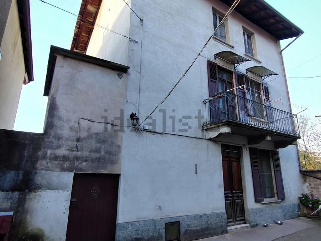 Villetta indipendente in vendita di 188 m² in Via Guglielmo Marconi