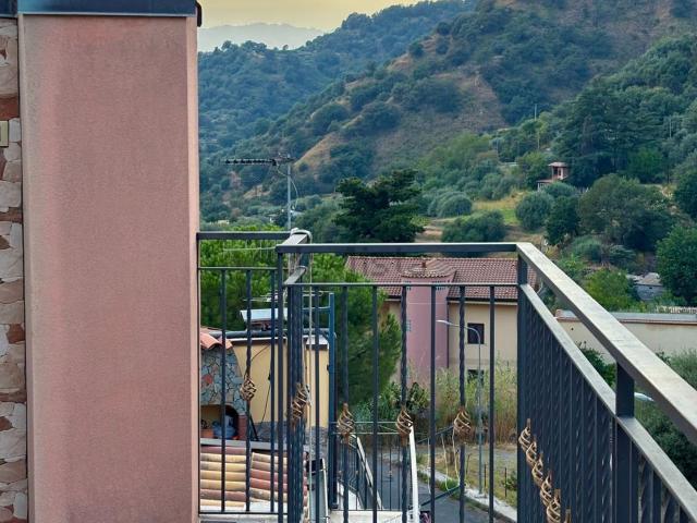 Villetta indipendente in vendita di 188 m² in Via Roma, 14