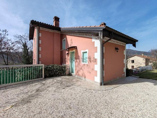 Villetta indipendente in vendita di 189 m²