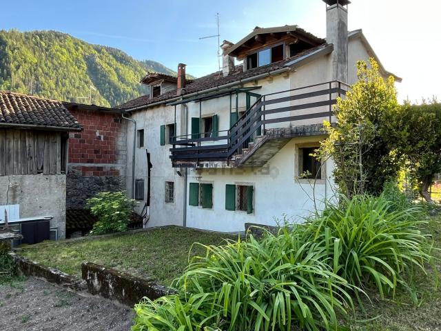 Villetta indipendente in vendita di 189 m² in Via da Vile, 24