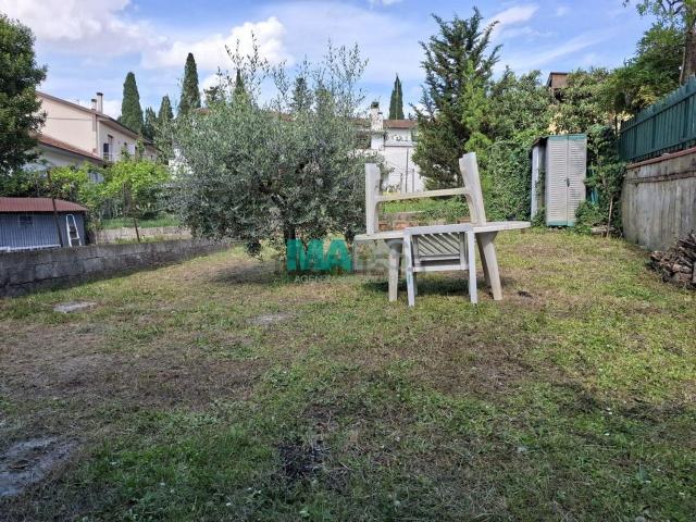 Villetta indipendente in vendita di 189 m² in Via Francesco I, 11
