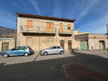Villetta indipendente in vendita di 189 m² in Via Sant&apos  Antioco
