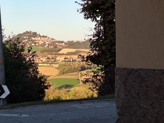 Villetta indipendente in vendita di 189 m² in Via scandeluzza