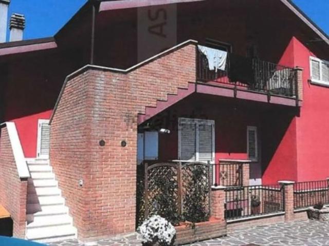 Villetta indipendente in vendita di 189 m² in Contrada Colombo, 4