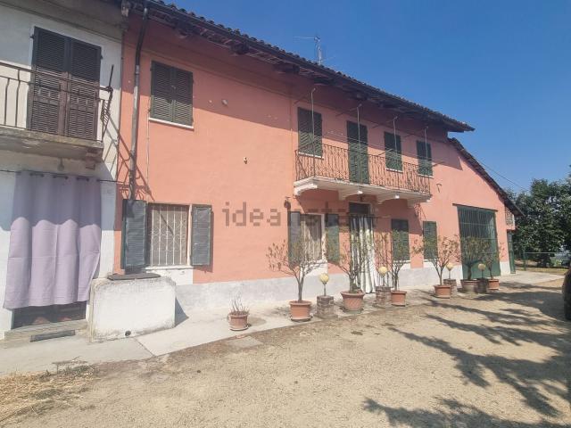 Villetta indipendente in vendita di 189 m² in Frazione Valzeglio, 9