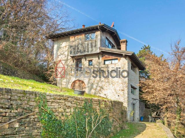 Villetta indipendente in vendita di 190 m²