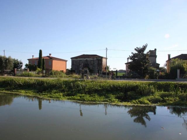 Villetta indipendente in vendita di 190 m² in Via Argine Destro Canale Taglio, 17
