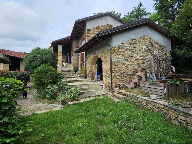 Villetta indipendente in vendita di 190 m² in Via Giaveno, 80