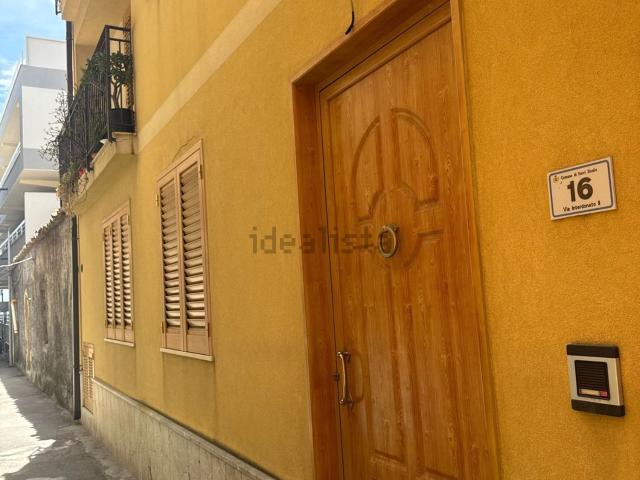 Villetta indipendente in vendita di 190 m² in Via Interdonato, 16