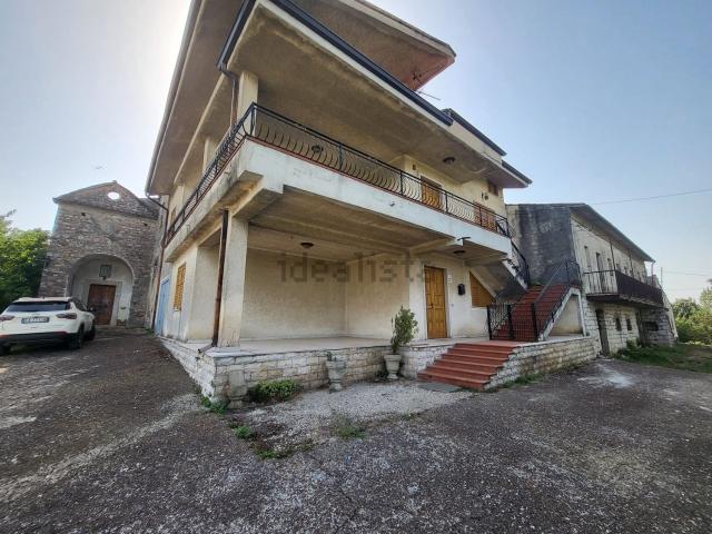 Villetta indipendente in vendita di 190 m² in Via Masseria Leo
