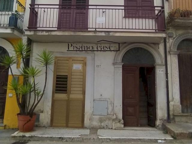 Villetta indipendente in vendita di 190 m² in Via Nazionale, 119