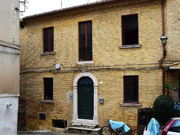 Villetta indipendente in vendita di 190 m² in Via Nino Ciabattoni, 20