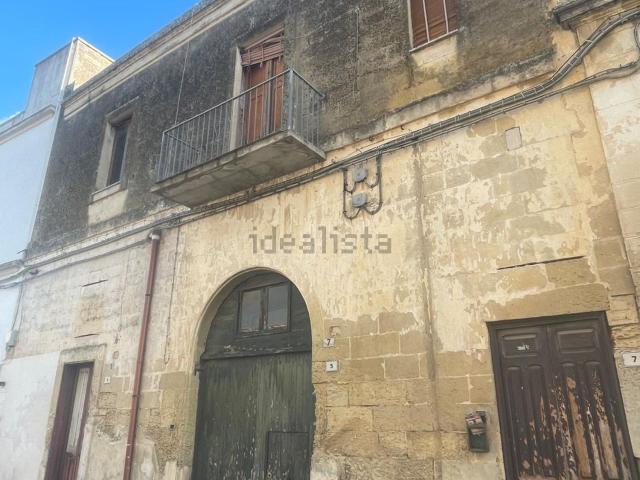 Villetta indipendente in vendita di 190 m² in Via San Cesario, 1