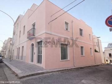 Villetta indipendente in vendita di 190 m² in Via Sanseverino, 17