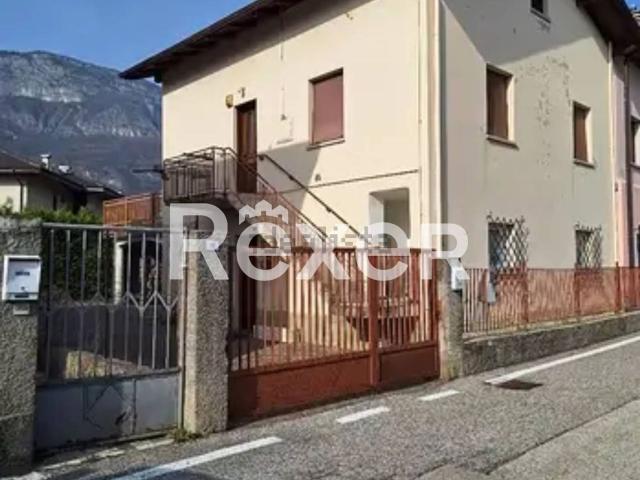Villetta indipendente in vendita di 190 m² in Via Sant&apos Antonio