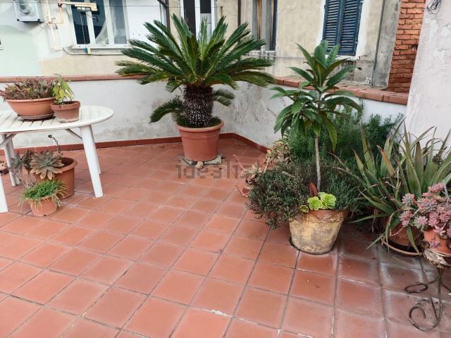 Villetta indipendente in vendita di 190 m² in Via Santini Adelmo