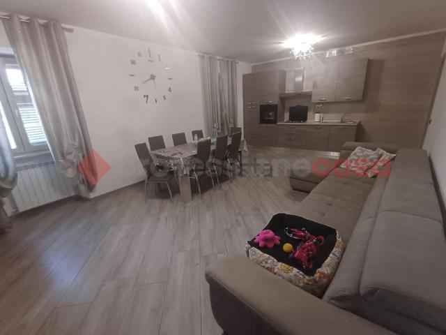 Villetta indipendente in vendita di 190 m² in Via Riviera Liri