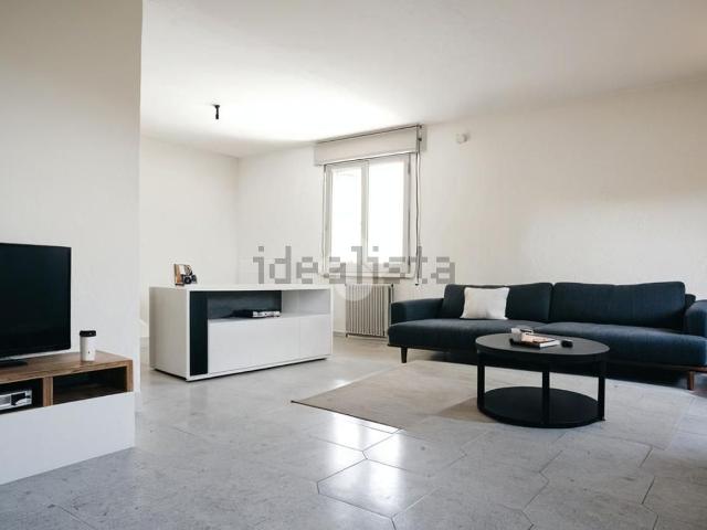 Villetta indipendente in vendita di 190 m² in Via Trento, 30