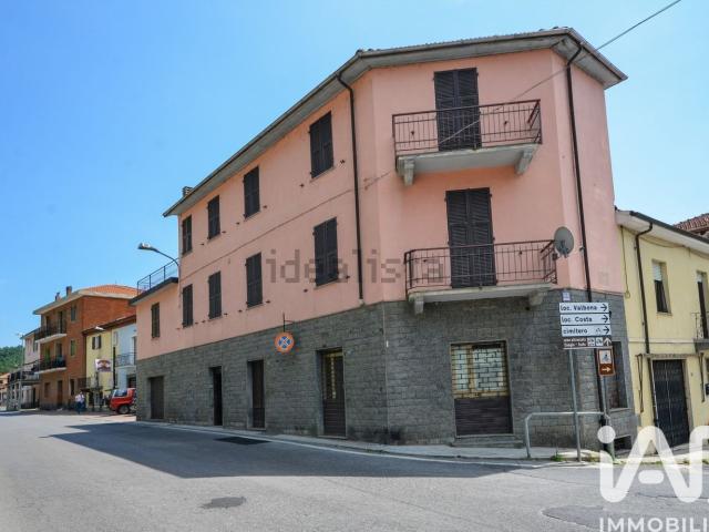 Villetta indipendente in vendita di 190 m² in Via Valbormida