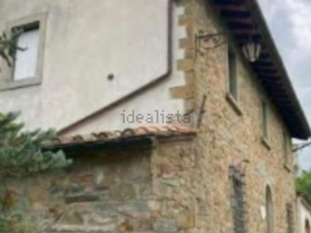 Villetta indipendente in vendita di 190 m² in Via Vecchia Maremmana