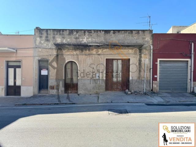 Villetta indipendente in vendita di 190 m² in Via Vespri, 653