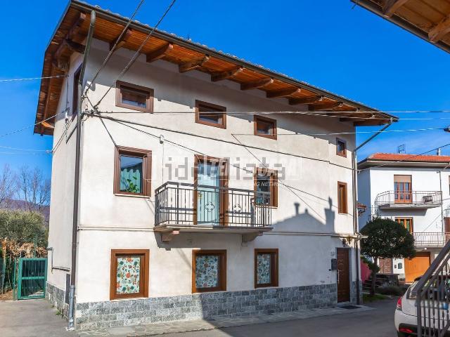 Villetta indipendente in vendita di 190 m² in Via Vittorio Emanuele