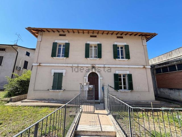 Villetta indipendente in vendita di 190 m² in Via XXIV Maggio, 32