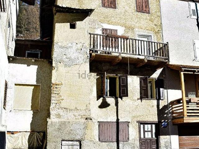 Villetta indipendente in vendita di 190 m² in Frazione Piazzola