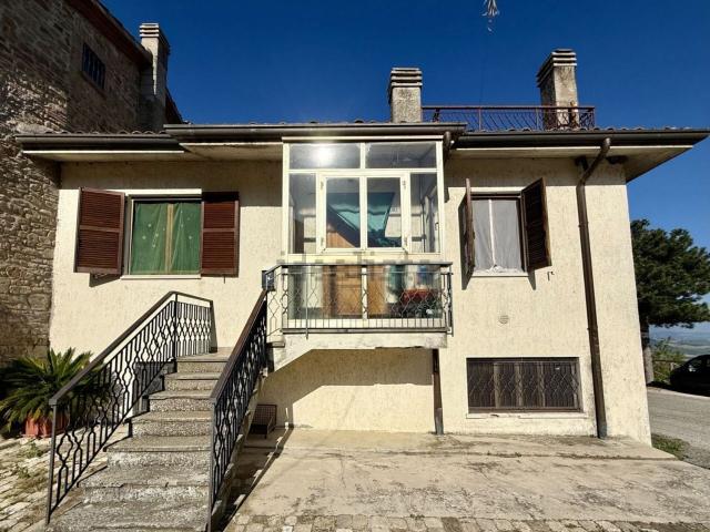 Villetta indipendente in vendita di 190 m² in Località San Giovanni di Auditore