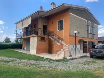 Villetta indipendente in vendita di 190 m² in Strada DEI POZZI