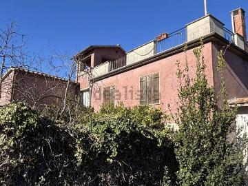 Villetta indipendente in vendita di 190 m² in Strada San Giacomo