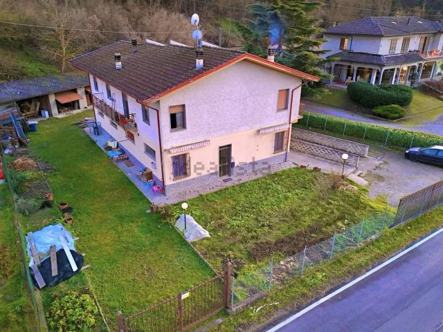 Villetta indipendente in vendita di 190 m² in Strada provinciale per motzcuto