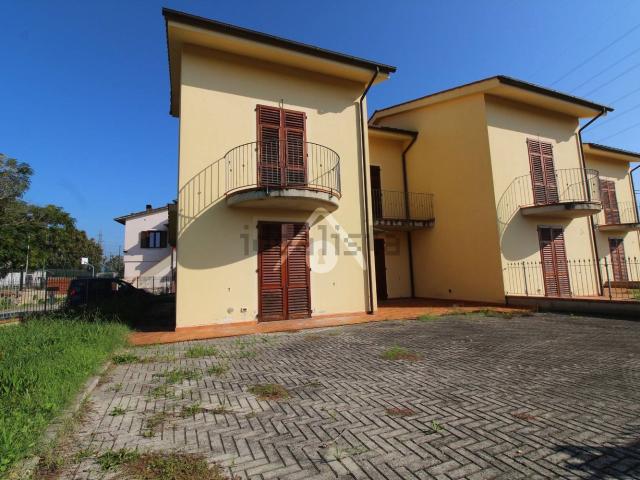 Villetta indipendente in vendita di 191 m² in Via dei Cantini, 32
