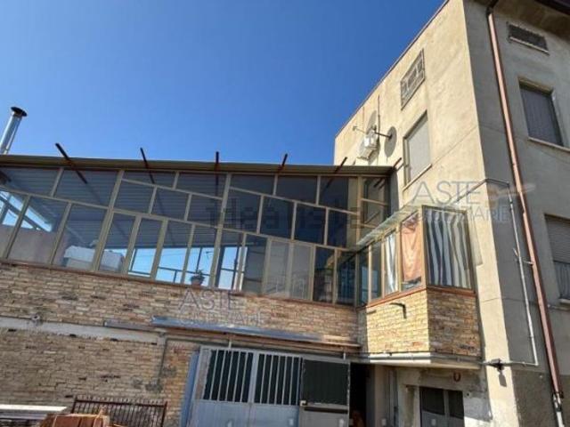 Villetta indipendente in vendita di 191 m² in Via Lanciano, 25