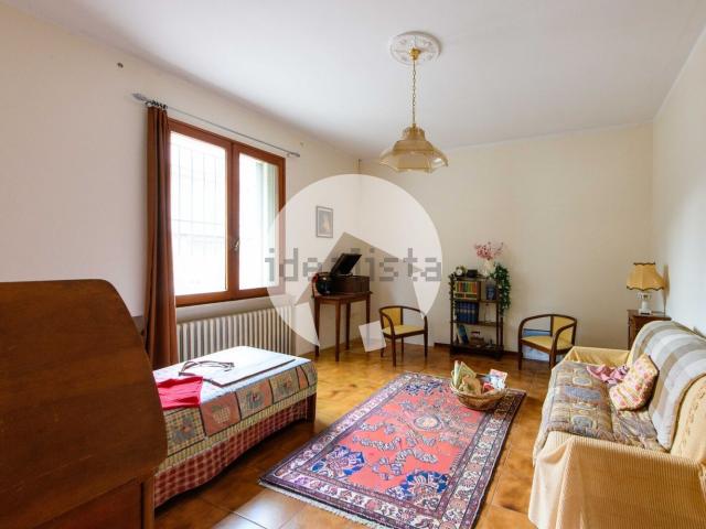 Villetta indipendente in vendita di 191 m² in Via Nicolò Paganini, 2