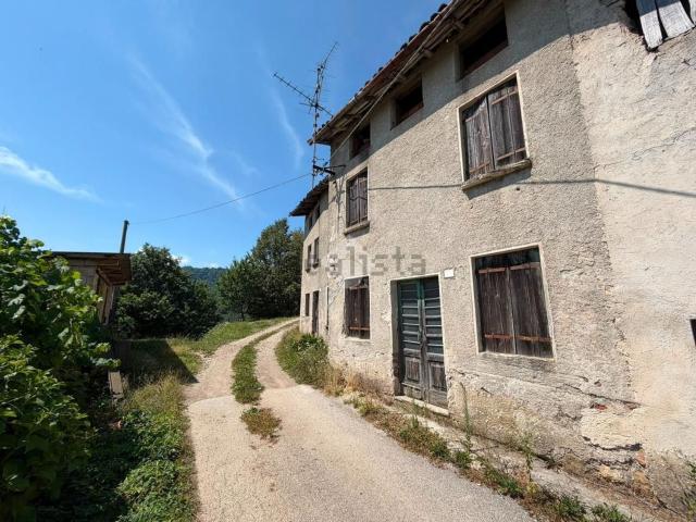 Villetta indipendente in vendita di 191 m² in Contrada Feltrin, 4
