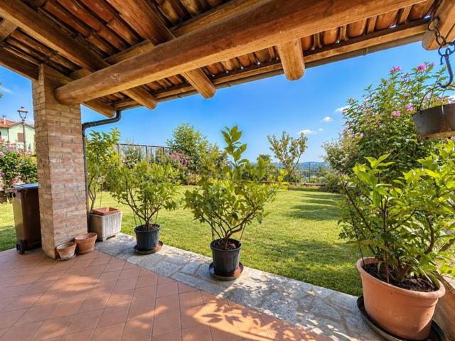 Villetta indipendente in vendita di 192 m² in Via della Langa, 1