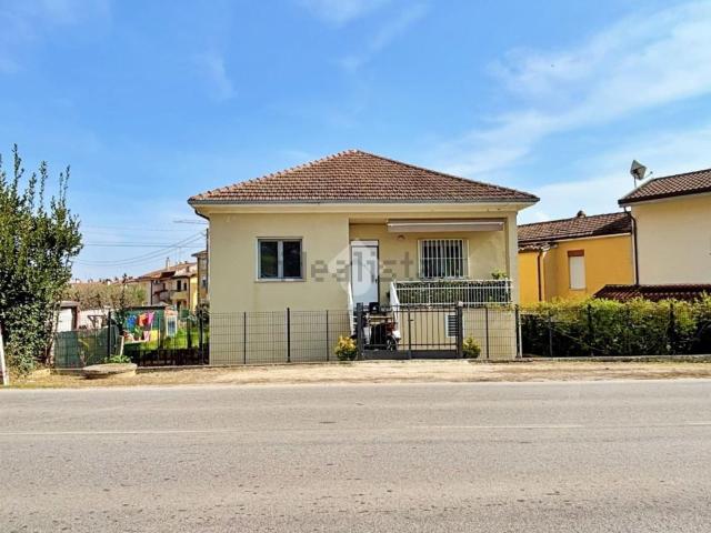 Villetta indipendente in vendita di 192 m² in Via Fornace