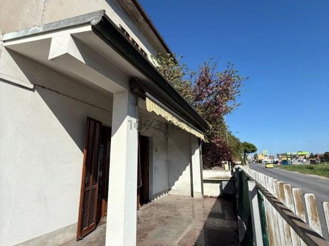 Villetta indipendente in vendita di 192 m² in Strada del Casone o Molino, 102