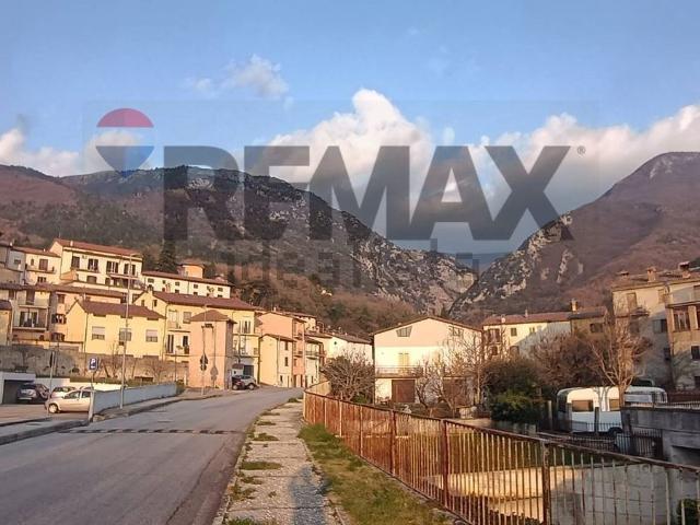 Villetta indipendente in vendita di 193 m² in Via Borgovalle, 23