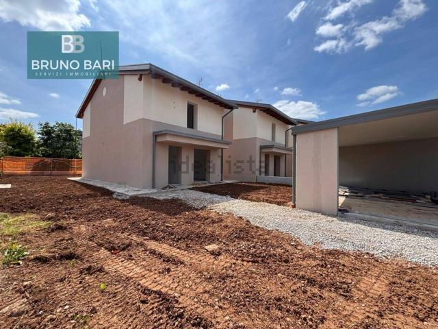 Villetta indipendente in vendita di 193 m² in Via Sant Antonio
