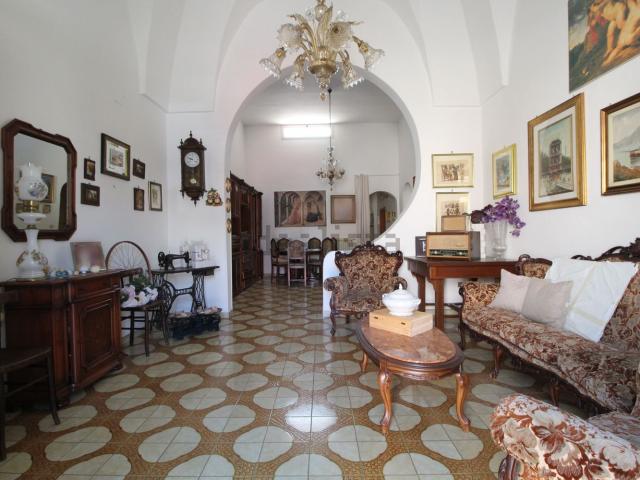 Villetta indipendente in vendita di 193 m² in Via XX settembre, 121