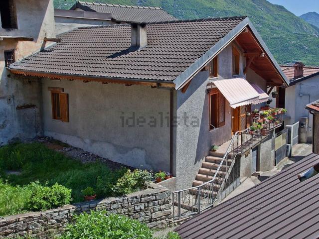 Villetta indipendente in vendita di 194 m² in Via Conte Carroccio, 32