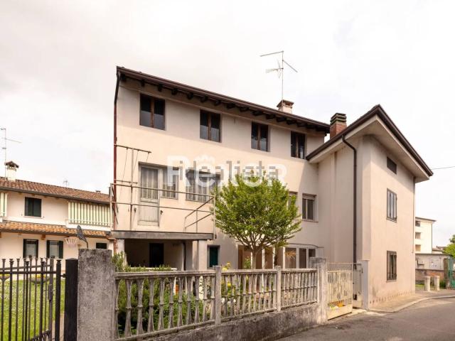 Villetta indipendente in vendita di 194 m² in Via Giovanni Delfino, 21