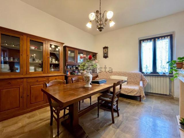 Villetta indipendente in vendita di 194 m² in Via del Molino, 4