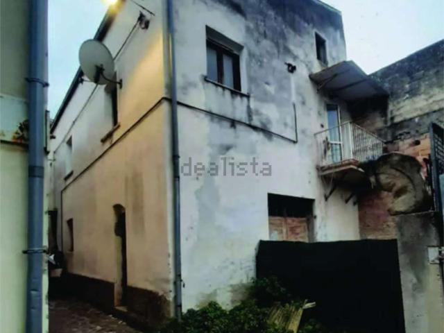 Villetta indipendente in vendita di 194 m² in Vico Pescara, 1