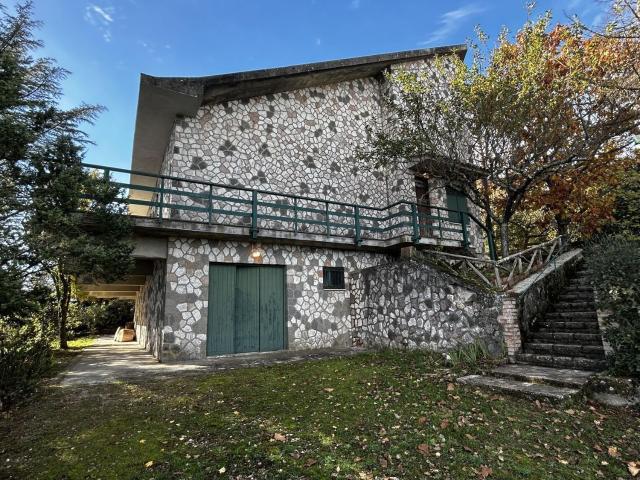 Villetta indipendente in vendita di 195 m²